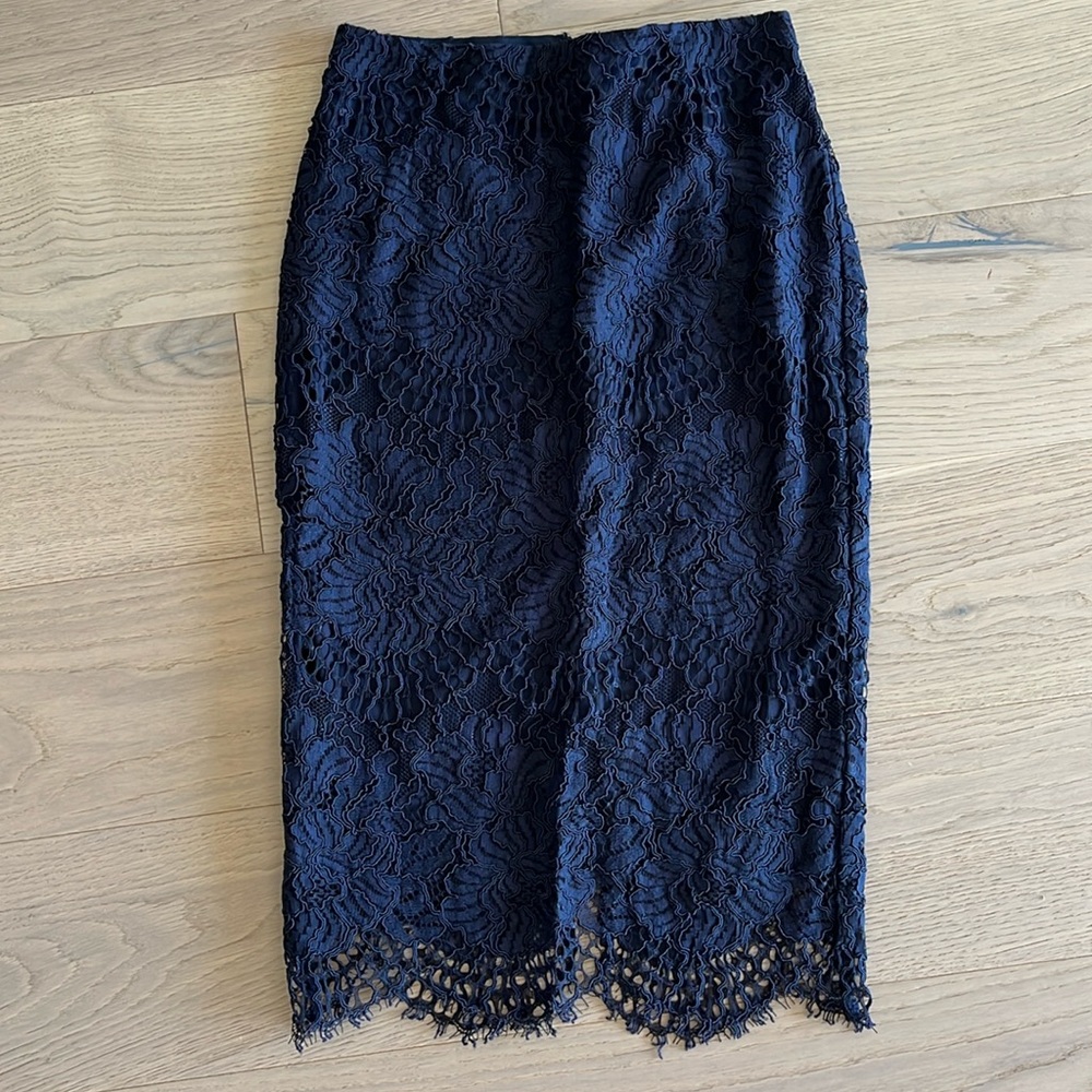H&M Navy Blue Pencil Skirt size 2 (fits like 00-0)
